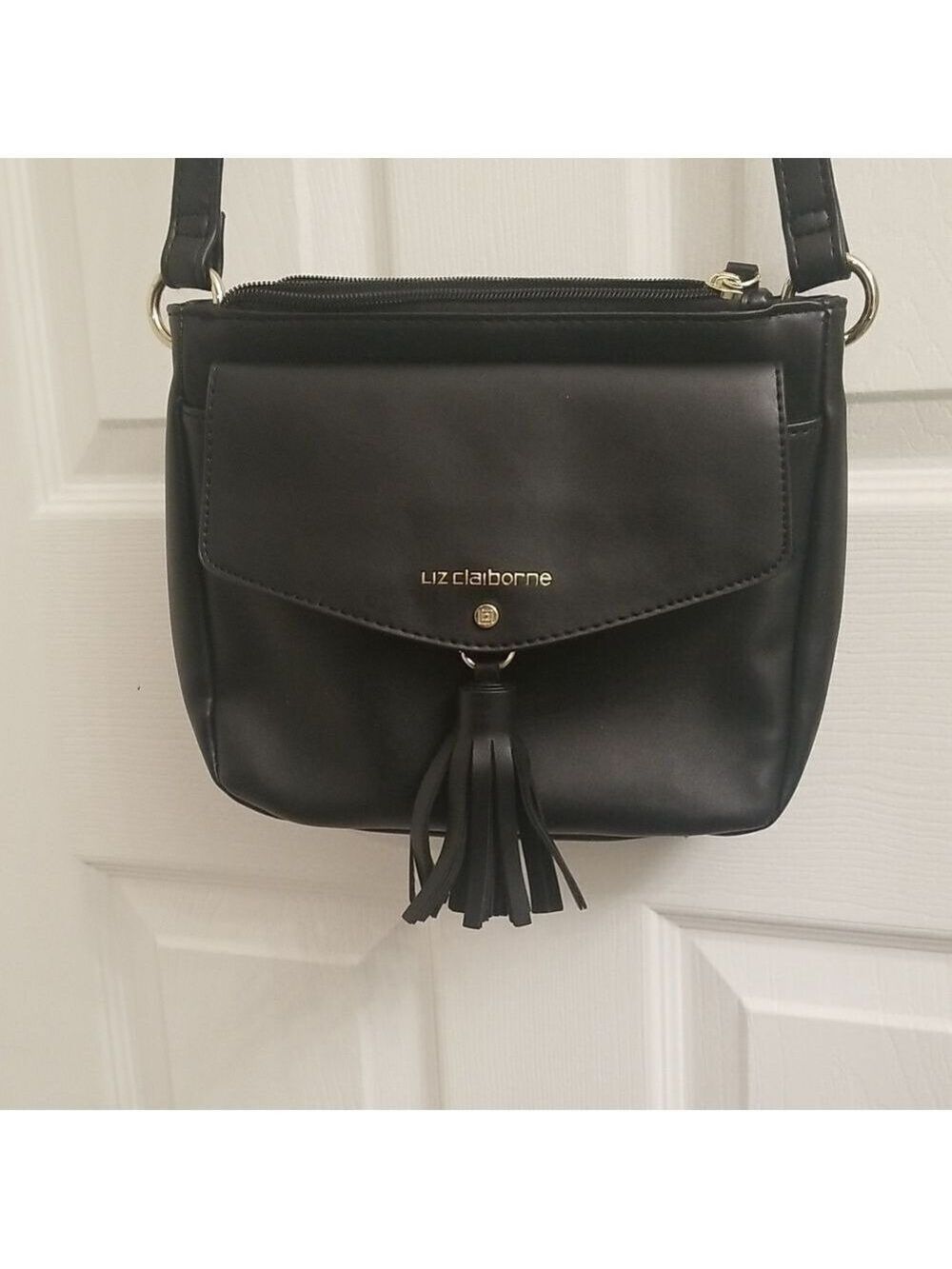 Liz Claiborne Crossbody Purse. C1 - Picture 3 of 7